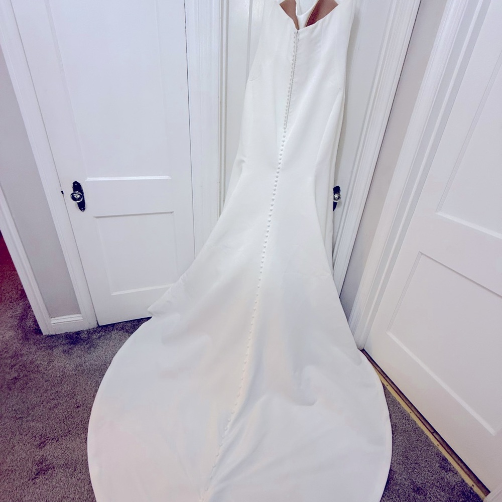 Wedding Gown: Maggie Sottero, Annika, Hollywood Glam - Picture 6 of 7